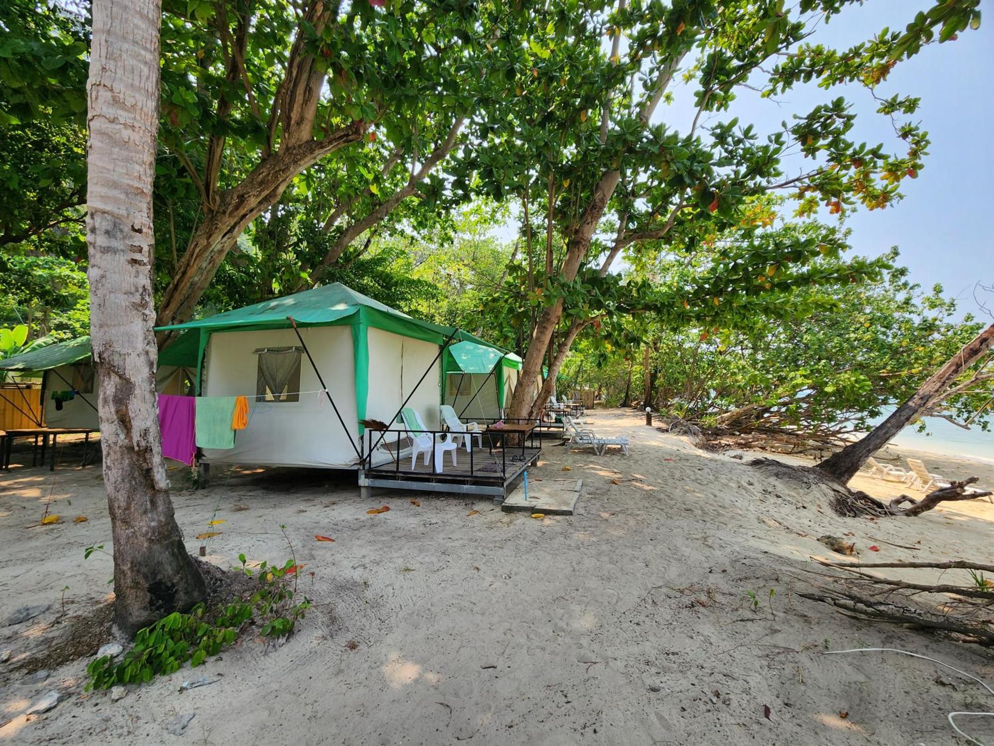 Koh Ngai Camping Restaurant @ Bar Exteriér fotografie