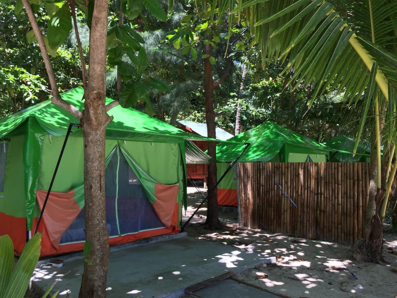 Koh Ngai Camping Restaurant @ Bar Exteriér fotografie